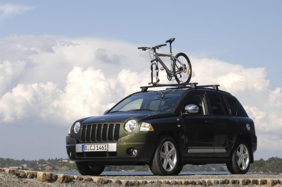  Jeep Compass 2007 года  (фото 39 из 100)